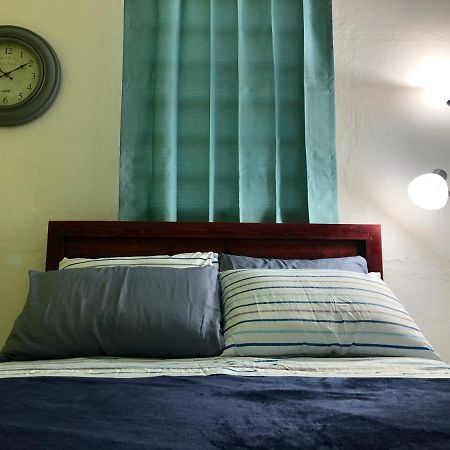 San Juan Metro Host Apartment Bagian luar foto