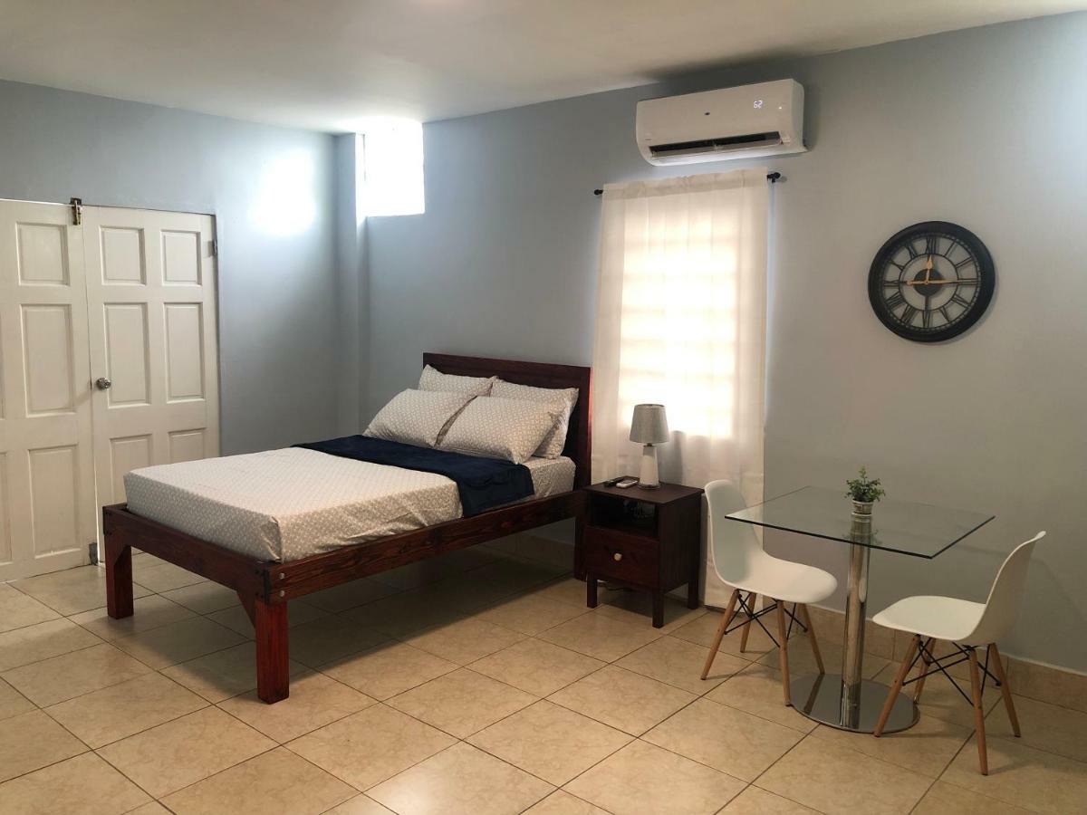 San Juan Metro Host Apartment Bagian luar foto
